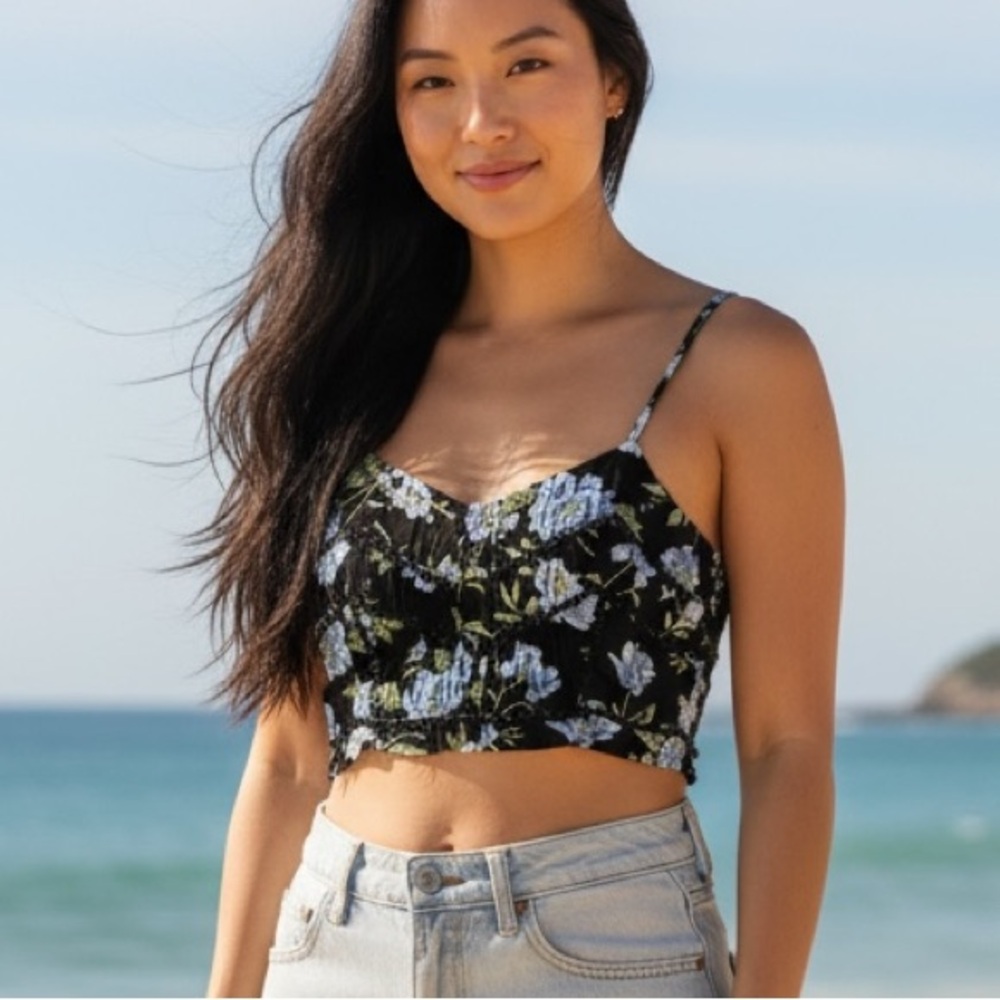 American Eagle Outfitters Black Floral Smocked Crop Cami with‎ Blue Flowers